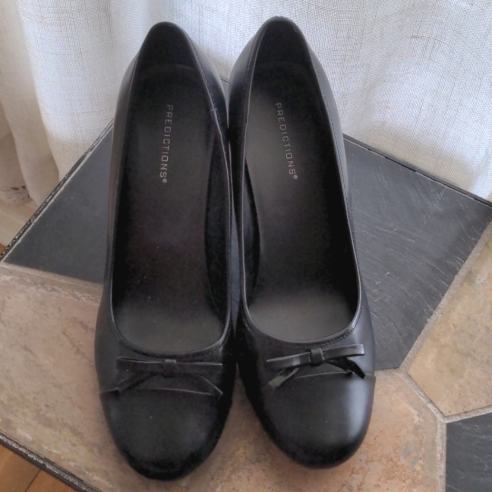 Black 2 Inch Heels wide width